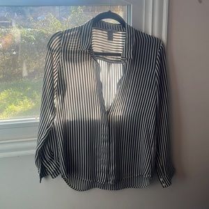 H&M button down blouse